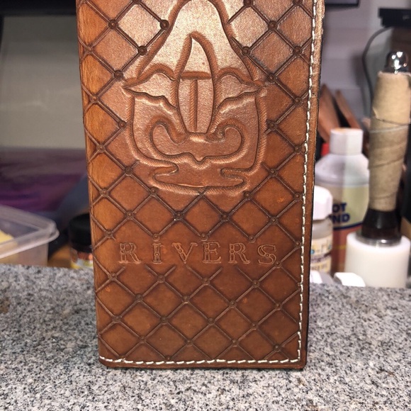 Custom leather wallets - Picture 6 of 8